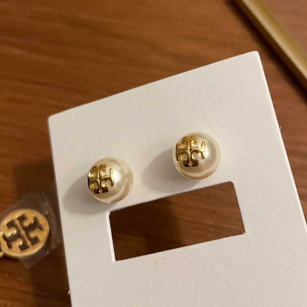 Tory Burch - 2pairs of earings🌹❣️